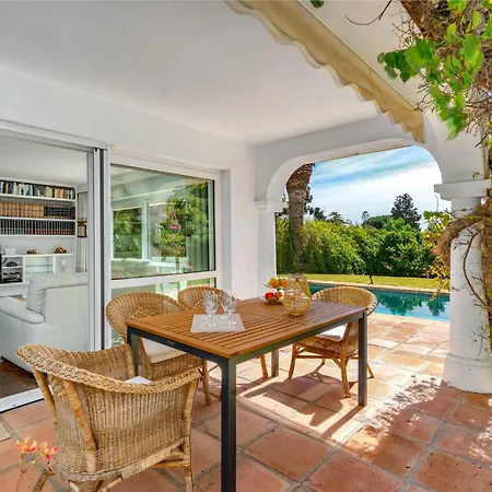 בית נופש Alcornoque By Interhome *